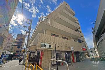 日伸西荻プラザの外観（北東側から）