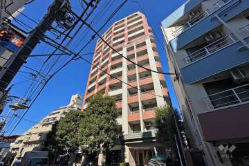 グリーンコート西荻窪の外観（南東側から）