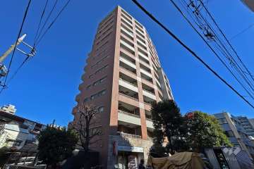 グリーンコート西荻窪の外観（南西側から）