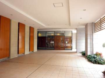 エントランス（オートロック付き）