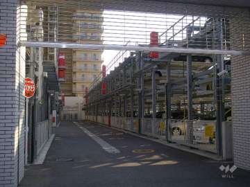 敷地内駐車場（リングシャッター付き）