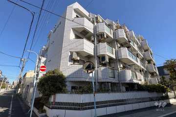 トップ西荻の外観（南西側から）