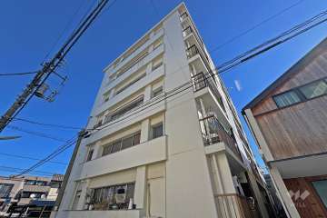 西荻フラワーマンションの外観（南西側から）