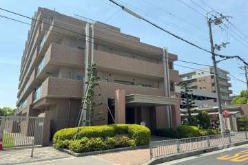 ジーパーク北伊丹の外観（北東側から）