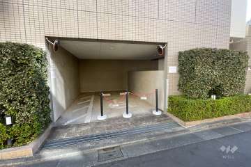 敷地内駐車場（屋内平面式）
