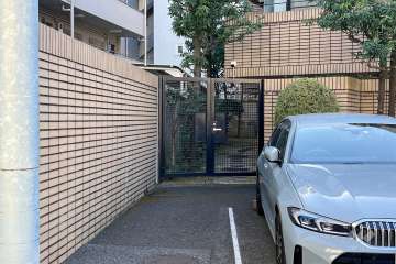 駐輪場の出入り口