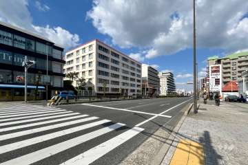 敷地南側の前面道路（国道2号線）