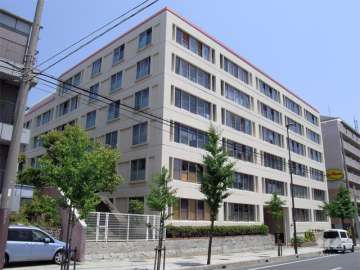 芦屋山打出住宅の外観（南西側から）