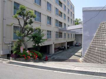 駐車場入り口