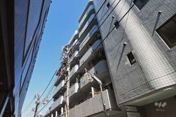 ライオンズマンション荻窪駅前の外観（南西側から）