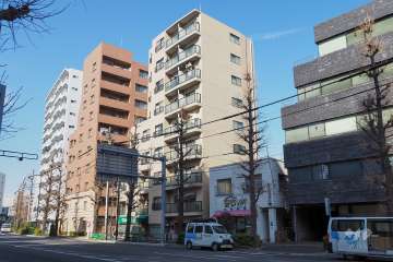 日興パレス西荻窪の外観（南東側から）