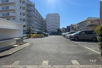 駐車場の出入り口