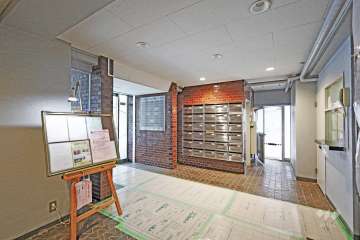 エントランスホール