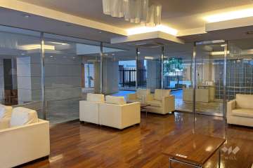 エントランスホール