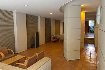 エントランスホール　