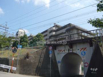 芦屋翠ヶ丘パークマンションの外観（北西側から）