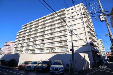 オーク荻窪の外観（南西側から）