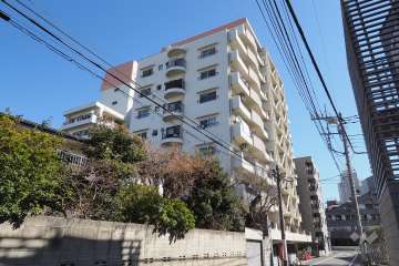 荻窪コーエイマンションの外観（南西側から）