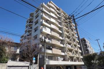 荻窪コーエイマンションの外観（南西側から）