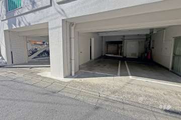 敷地内駐車場（屋内平面式）