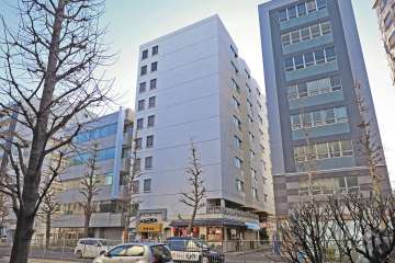 メトロ新高円寺マンションの外観（北西側から）