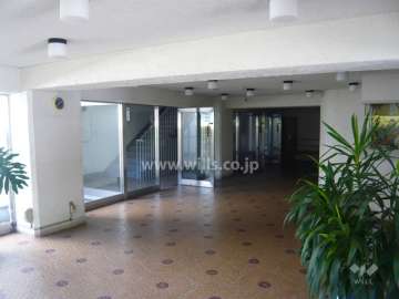 エントランスホール