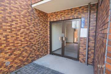 北側エントランス