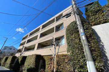 ハイコート浜田山壱丁目の外観（南東側から）