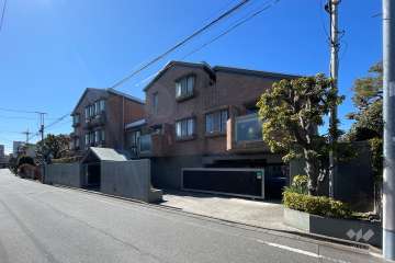 メゾネット浜田山の外観（北東側から）