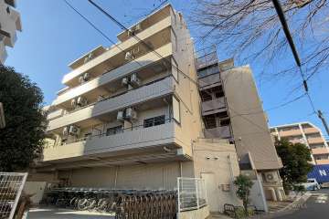 ベルエール方南町の外観（北東側から）