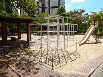 敷地内の公園