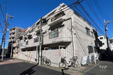 テラスセザール方南町の外観（南東側から）