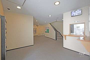 エントランスホール