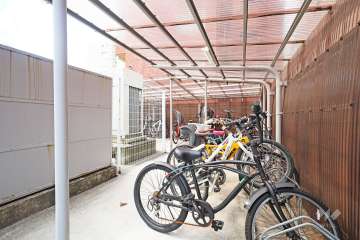 駐輪場（屋根付き）