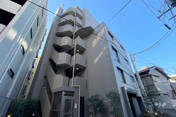 ルーブル方南町の外観（北東側から）