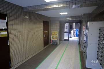 エントランスホール