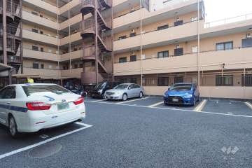 敷地内駐車場（屋外平面式）