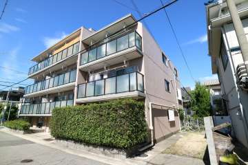 ベル芦屋の外観（南東側から）