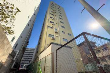 方南町サーラ442の外観（西側から）