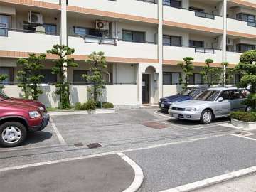 敷地内駐車場
