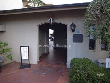 エントランス棟