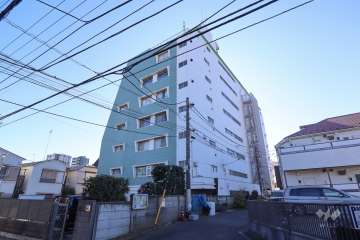 マンション和泉苑の外観（北西側から）