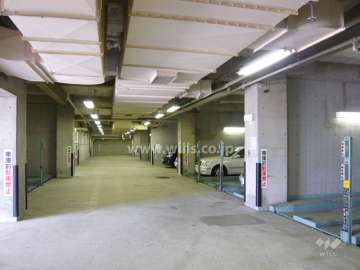 敷地内駐車場（屋内機械式）