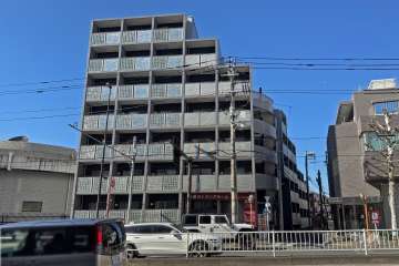 グラツィア方南町の外観（東側から）