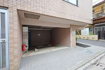 敷地内駐車場（屋内平面式）