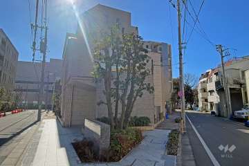 プラウド杉並和田サウスコートの外観（北側から）