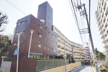 富士見ハイムN棟の外観（北側から）