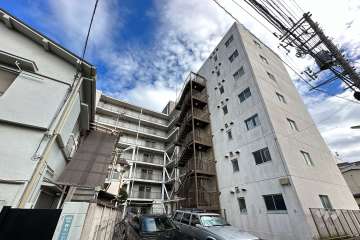 羽根木マンションの外観（北西側から）