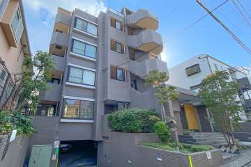 ホームズ羽根木の外観（北東側から）