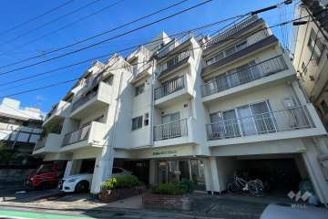 小堀自由が丘マンションの外観（北西側から）